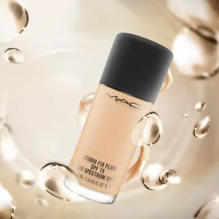 Kem Nền Kiềm Dầu Mac Studio Fix Fluid Spf15