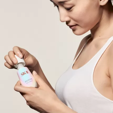 Tinh Chất Dưỡng Trắng SK-II GenOptics Aura Essence Serum