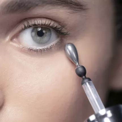 Tinh Chất Trẻ Hoá và Làm Sáng Da Vùng Mắt Lancôme Advanced Génifique Yeux Light-Pearl™ Eye Serum