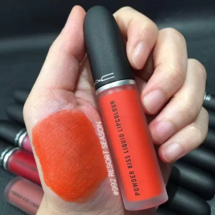 Son Kem Mac Powder Kiss Liquid Lipcolour 992 Resort Season Màu Cam Neon