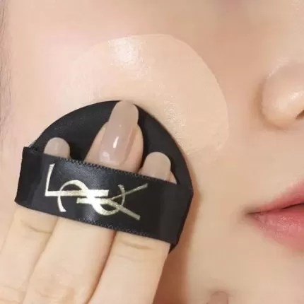 Phấn nước YSL Touche Eclat Glow-Pact Cushion High Cover Mesh Foundation Vỏ Da Hồng B20