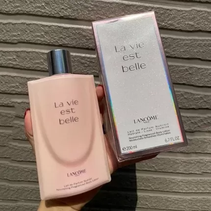 Dưỡng Thể Lancôme La Vie Est Belle Moisturises Smoothes Body Lotion 200ml