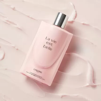 Dưỡng Thể Lancôme La Vie Est Belle Moisturises Smoothes Body Lotion 200ml