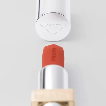 Son môi Prada Monochrome Hyper Matte Lipstick
